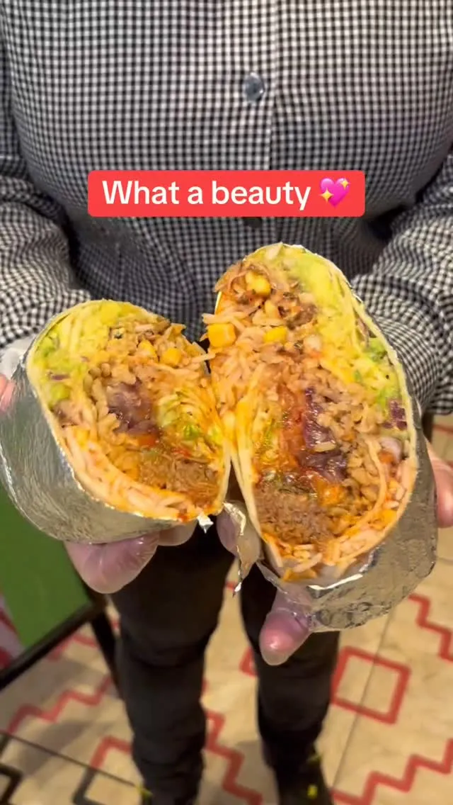 I don't think we've ever seen something more beautiful in all our years 😪

#burritoinaburrito